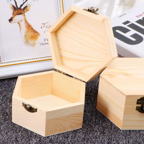  [아마존베스트]Healifty Pack of 2 Wooden Cube Storage Case Small Hexagonal Wooden Box Wood Craft Box Jewellery Storage Box (Random Lock Hasp Style)