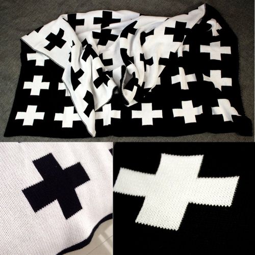  Hiltow HILTOW Reversible Black and White Cross Knitted Baby Blanket(45x36), Kids Blanket, Throw, Monochrome, Cotton