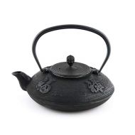 Hinomaru Collection Artisan Workshop Japanese Tetsubin Chinese Calligrahpy Cast Iron Teapot 20oz with Stainless Steel Infuser