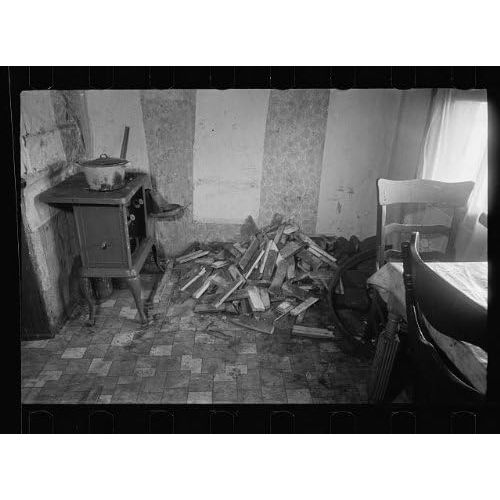  HistoricalFindings Photo: Kitchen,Wood,stoves,Tables,interiors,Van Horn Street,Cincinnati,Ohio,OH,1935