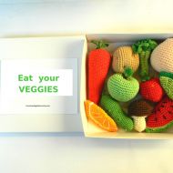HomeToysByGalatova Eat your veggies 11 pcs set of crochet fruits and vegetables, Vegan gift, Montessori baby toys Personalized basket Baby shower gift boy girl