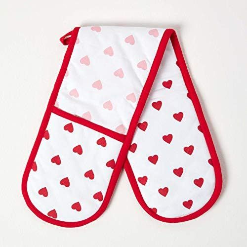  Homescapes Doppelter Ofenhandschuh Hearts, rosa rot weiss ca. 18 x 84 cm, Topfhandschuh doppelt aus 100% reiner Baumwolle mit Polyesterfuellung, waschbarer Doppel-Ofenhandschuh