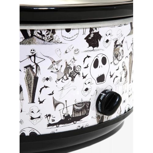  [아마존베스트]Hot Topic The Nightmare Before Christmas Characters 7-Quart Slow Cooker