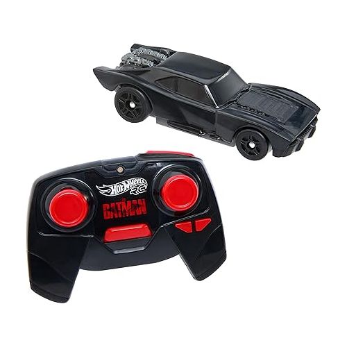  Hot Wheels RC Batmobile from The Batman Movie in 1:64 Scale, Remote-Control Toy Car, Works On & Off Track