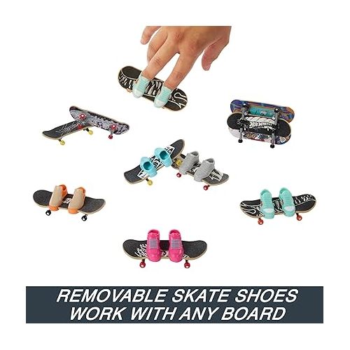  Hot Wheels Skate Fingerboards 10-Pack, Set of 10 Finger Skateboards with 5 Pairs of Removable Skate Shoes with Hot Wheels-Themed Graphics