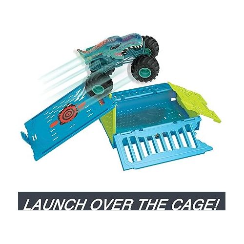  Hot Wheels Toy Monster Trucks 1:24 Scale Mega-Wrex in a Crash Cage, Oversized Storage Case Transforms into Stunting Area with 4 Crushable Accessories