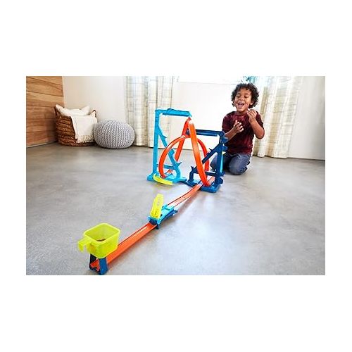  Hot Wheels Track Set and 1:64 Scale Toy Car, Track and Loop Building Kit with Adjustable Set-Ups and Jump, Infinity Loop Kit