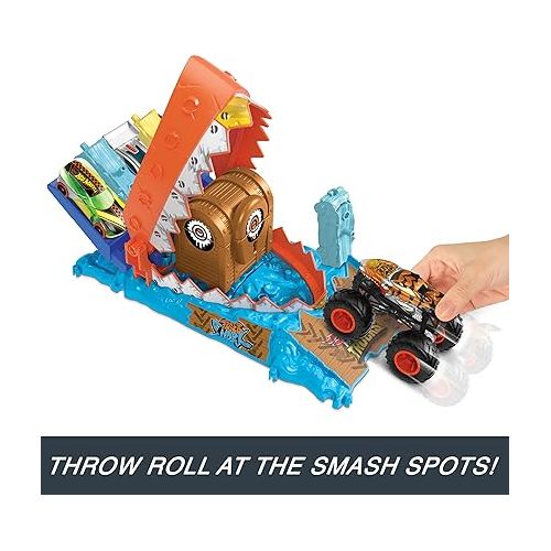  Hot Wheels Monster Trucks Toy Truck & Playset, Arena Smashers Treasure Chomp Challenge with 1:64 Scale Tiger Shark & 1 Crushed Car