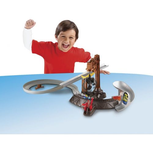  Hot Wheels Toy Story 3 Claw Rescue Track Set