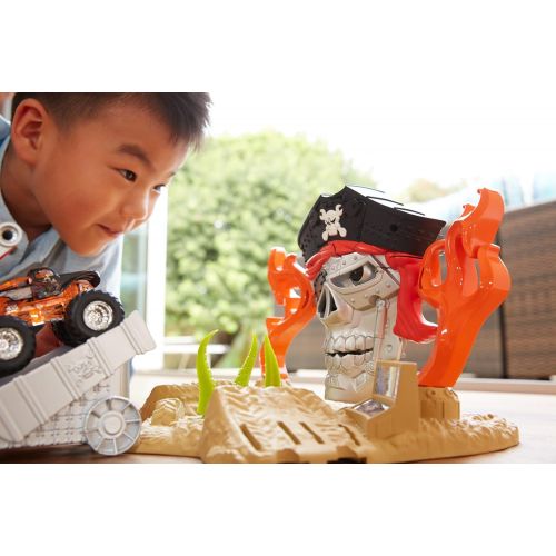  Hot Wheels Monster Jam Pirate Takedown Play Set