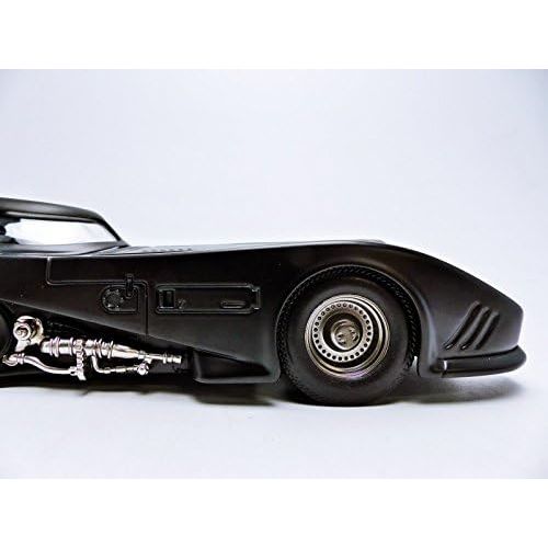  Hot Wheels Collector Batman Returns Batmobile Die-cast Vehicle (1:18 Scale)