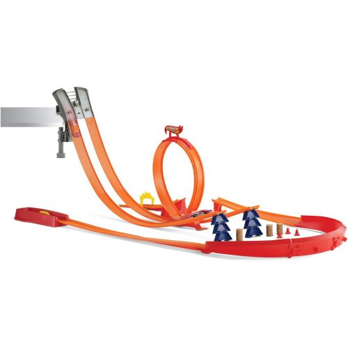  Hot Wheels Super Track Pack Playset with 2 Cars