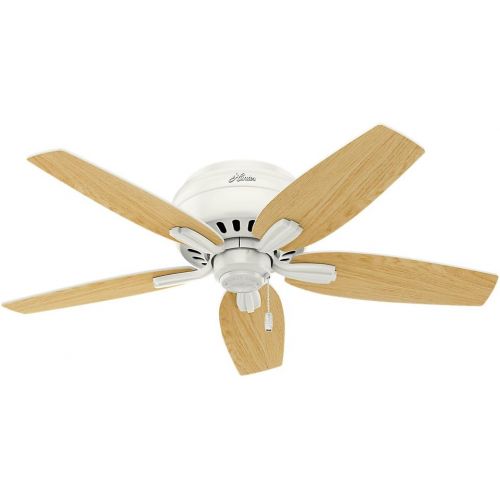  Hunter Fan Company Hunter Newsome Indoor Low Profile Ceiling Fan with LED Light and Pull Chain Control, 42, Fresh White