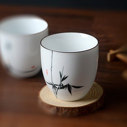  HwaGui chinesische handgefertigte Tee Tassen-Set fuer schwarzen Tee, gesunde weisse Porzellantasse fuer Erwachsenen als Geschenk, 4-er Pack [MEHRWEG]
