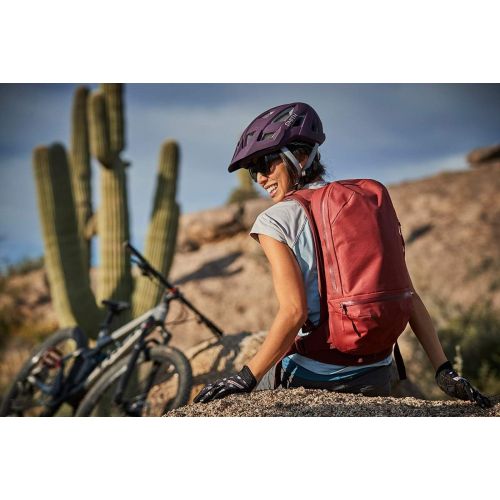  Hydro Flask 10 L Hydration Backpack - Multiple Sizes & Colors