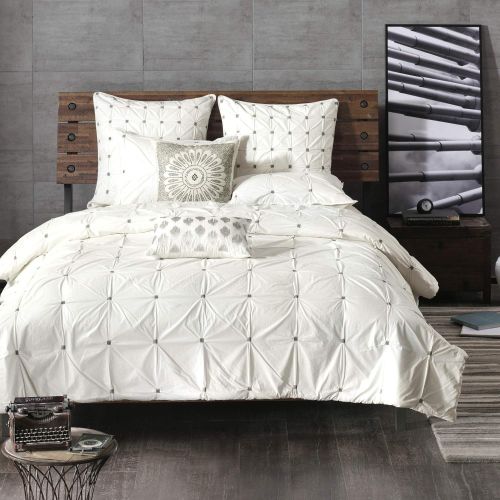  Ink+Ivy 3 Piece Elastic Embroidered Cotton Duvet Cover Set White KingCal King