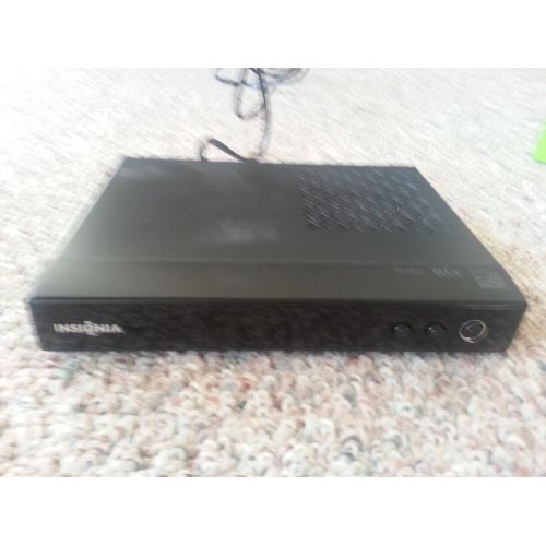  [아마존베스트]Insignia NS-DXA1 Digital to Analog TV Tuner Converter Box for Regular TV Sets