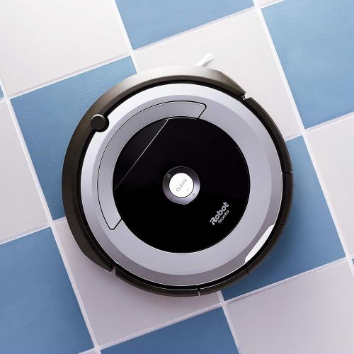  IRobot iRobot Roomba 690 Robot Vacuum with Wi-Fi Connectivity, Works with Alexa, Good for Pet Hair, Carpets, Hard Floors