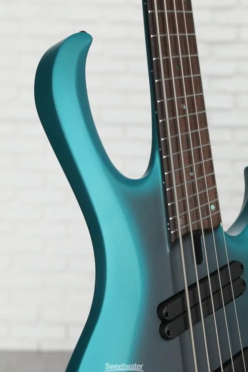  Ibanez BTB605MS Bass Guitar - Cerulean Aura Burst Matte