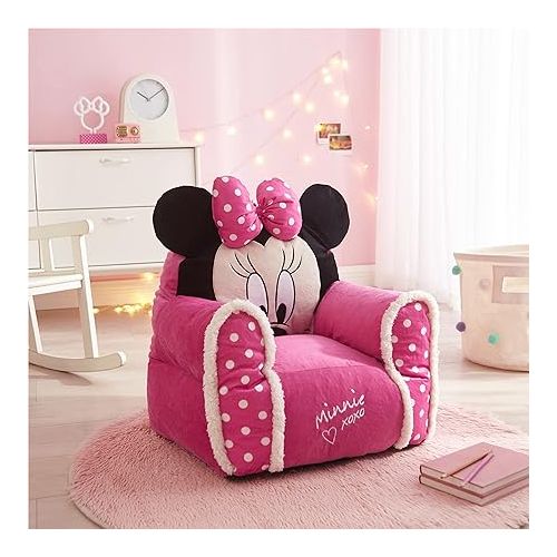  Idea Nuova Minnie Mouse Figural Sherpa Trim Bean Bag Chair, Small, Pink