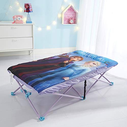  [아마존베스트]Idea Nuova Disney Frozen 2 Foldable Slumber Cot with Detachable Printed Sleeping Bag Featuring Anna & Elsa, Ages 3+