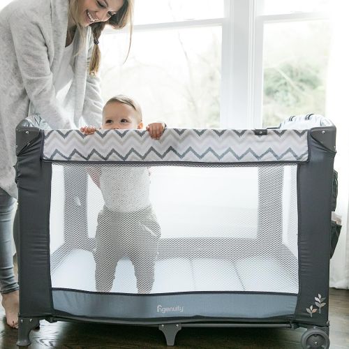 인제뉴어티 Ingenuity Smart and Simple Play Yard Chadwick, Grey