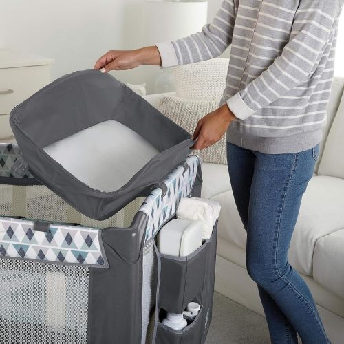 인제뉴어티 Ingenuity Smart and Simple Packable Portable Playard with Changing Table - Moreland