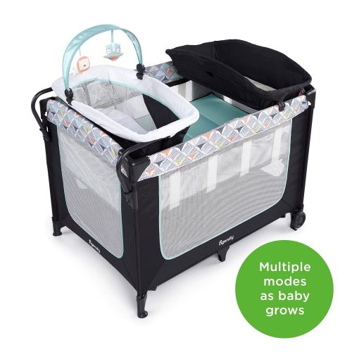 인제뉴어티 Ingenuity Smart and Simple Packable Portable Playard with Changing Table - Moreland