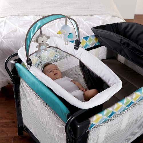 인제뉴어티 Ingenuity Smart and Simple Packable Portable Playard with Changing Table - Moreland