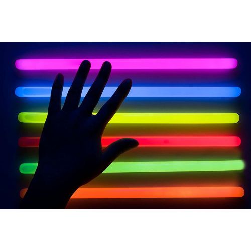  Instecho instecho glow Glow Stick, (300 Pcs Total) 5 Color & Connectors For Bracelets Necklaces, Toys Light Up In The Dark Stick for Party Birthday Halloween Gift, Colorful, 300-PCS