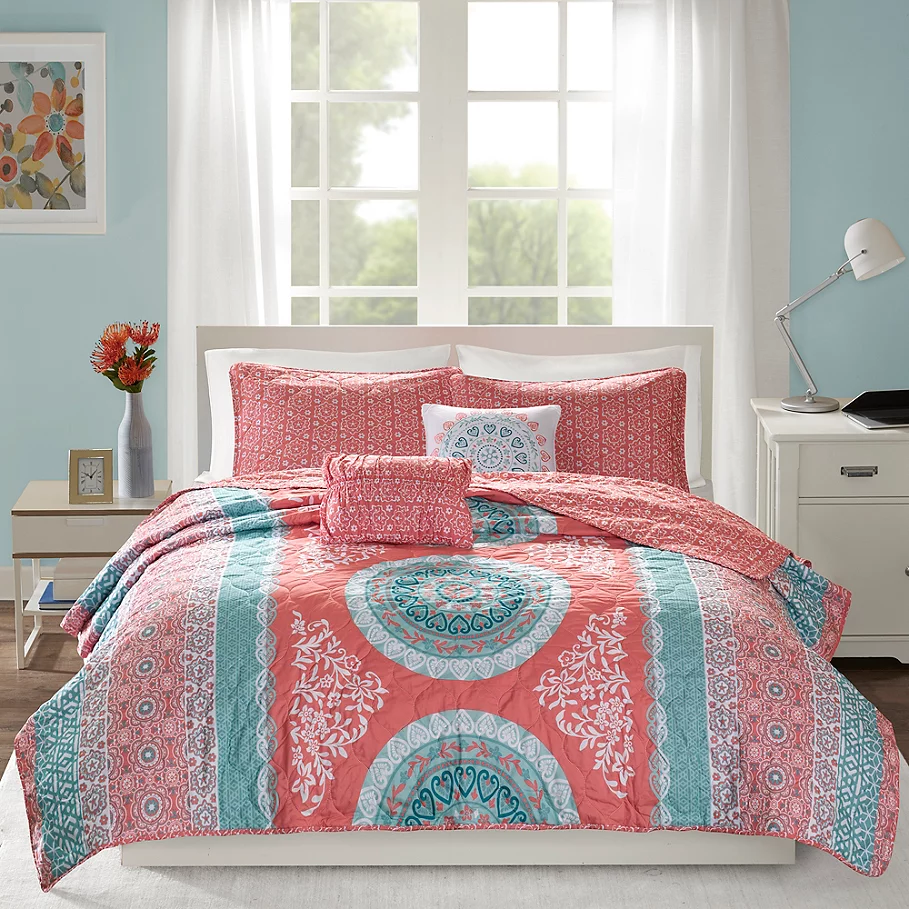  Intelligent Design Loretta 4-Piece Coverlet Set in Coral