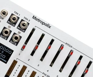  Intellijel Metropolix Eurorack Pitch and Gate Sequencer Module