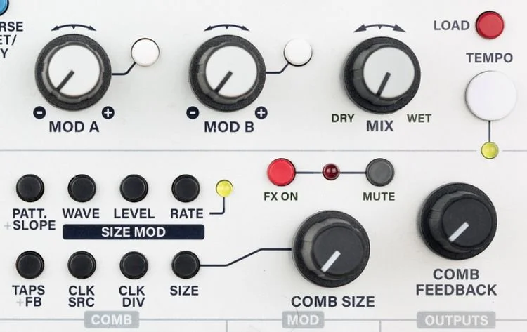  Intellijel Cylonix Rainmaker Eurorack Stereo Rhythmic Delay and Comb Resonator Module