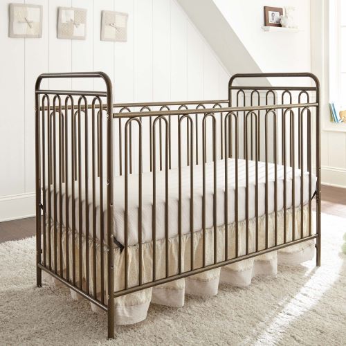  L.A. Baby Trinity 3 in 1 Convertible Full Sized Metal Crib in Alabaster White