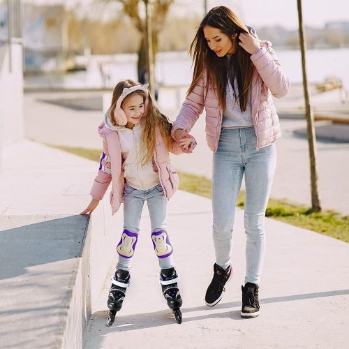  JIFAR Jeefree Adjustable Inline Skate【Skate Bag and Skate Wheels Included】 with Full Light Up WheelOutdoor Illuminating Roller Skates for Girls,Boys and Beginners