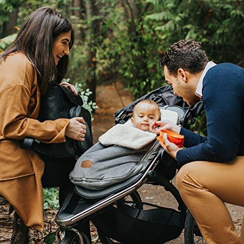  [아마존베스트]JJ Cole - Original Bundleme, Canopy Style Bunting Bag to Protect Baby from Cold and Winter Weather in Car Seats and Strollers, Blackout, Infant