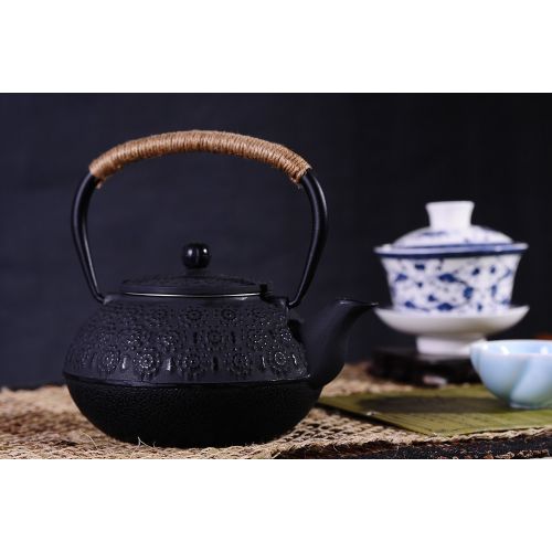  JUEQI Old Dutch Cast Iron Teapot, Enamel Craft Japanese Cast Iron Tea Kettle with Stainless Steel Infuser Strainer, Enamel-Coated Interior Cherry Blossoms 30 Ounce (900 ml)