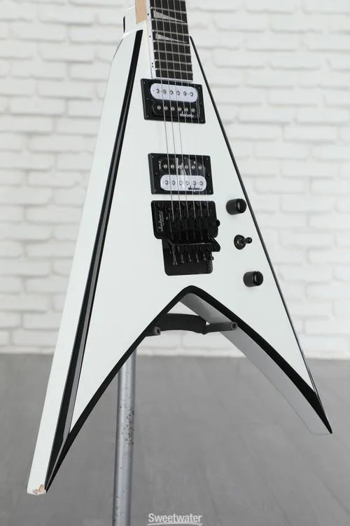  Jackson JS Series King V JS32 - White with Black Bevels Demo