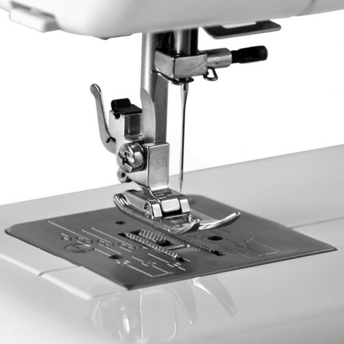  Janome 2212 Sewing Machine