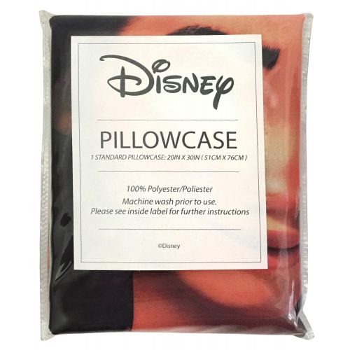  Jay Franco Disney Moana Friends 1 Pack Pillowcase - Double-Sided Kids Super Soft Bedding - Features Moana, HEI HEI & Pua (Official Disney Product)