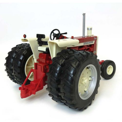  TOMY ERTL Big Farm 1:16 IH 1206 Wide Front Tractor