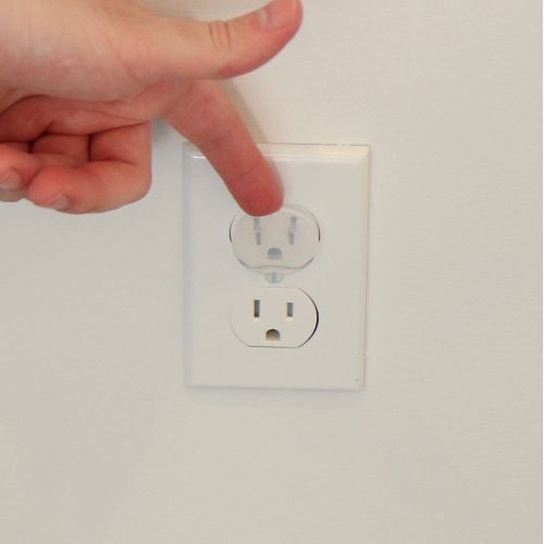  [아마존베스트]Outlet Plug Covers (32 Pack) Clear Child Proof Electrical Protector Safety Caps by Jool Baby Products