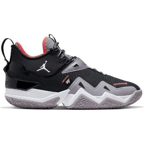 조던 Jordan mens Sneaker