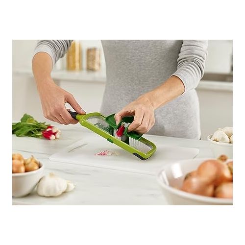 조셉조셉 Joseph Joseph Multi Hand-held Mandoline Slicer with Food Grip and Adjustable Blades Dishwasher Safe, One-size, Green