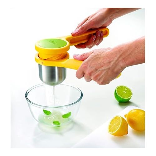 조셉조셉 Joseph Joseph 20101 Helix Citrus Juicer Ergonomic Twist-Action Hand Press Stainless Steel, 1 EA, Yellow