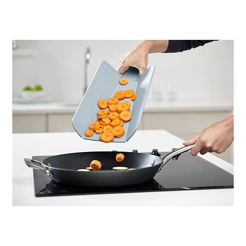 조셉조셉 Joseph Joseph Chop2Pot Plus Foldable Cutting Board, Small, Sky