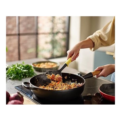 조셉조셉 Joseph Joseph Duo Slotted Turner with Integrated Tool Rest: Hygienic, Heat-Resistant Nylon Head, Safe for Non-Stick Cookware, Light Yellow