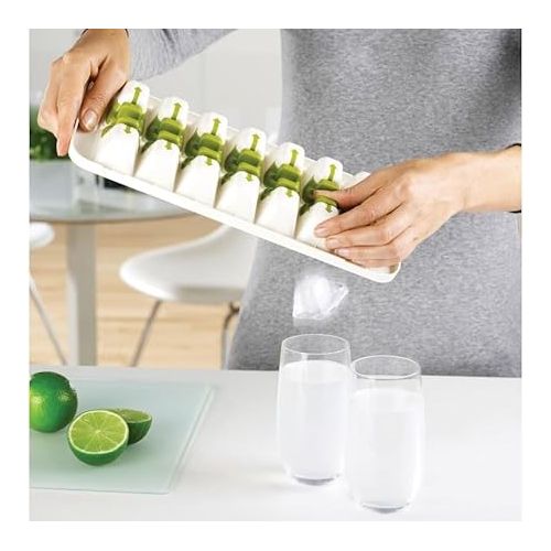 조셉조셉 Joseph Joseph QuickSnap Ice Cube Tray with Cover Lid Easy-Release No-Spill Stackable Odor-Free Dishwasher Safe, Green