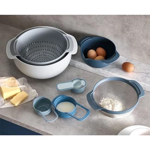 조셉조셉 Joseph Joseph 9 Nesting Set with Mixing Bowls Measuring Cups Sieve Colander, 9-Piece, Sky,Blue