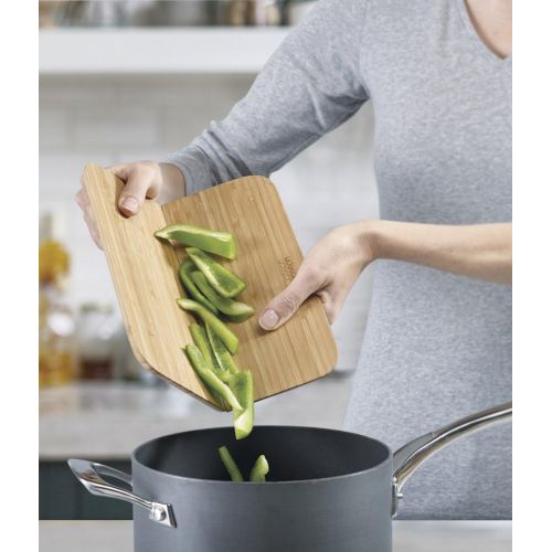 조셉조셉 Joseph Joseph 60111 Chop2Pot Foldable Bamboo Cutting Board, Small